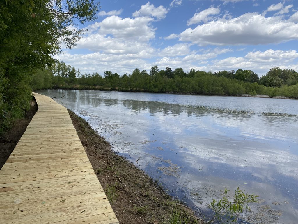 walking paths at Harvest Square Nature Preserve